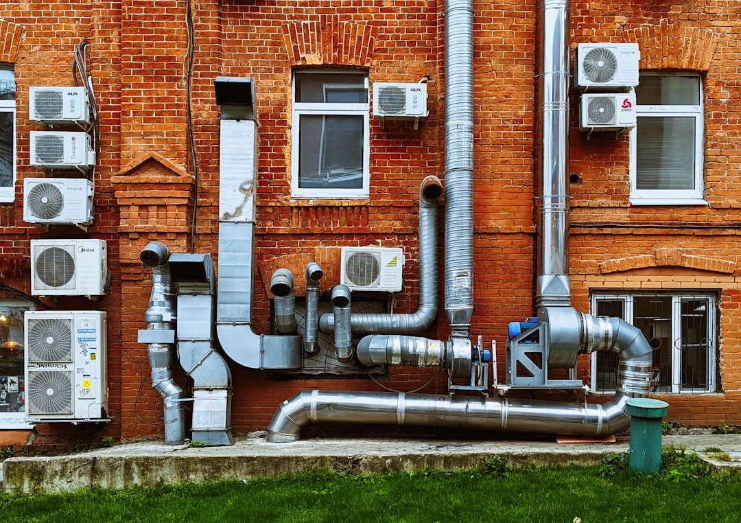 Heat Pump vs. Furnace: Which is Right for Your Home?